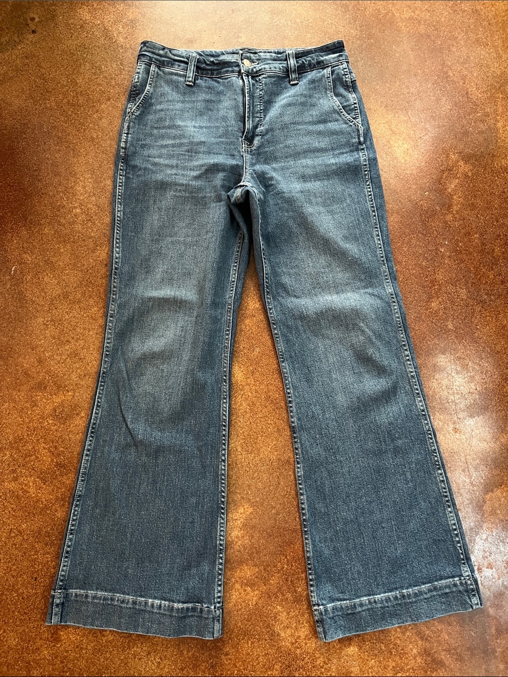 J. Crew Women's Wide-Leg Flare Jeans in Medium Blue Wash Sz 30